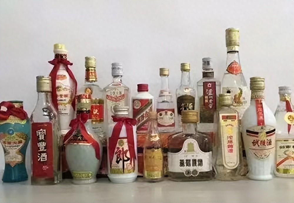 名酒老酒茅臺(tái)酒回收價(jià)格大全