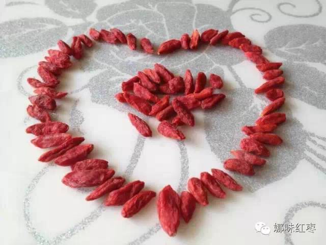 枸杞泡酒的功效_枸杞泡酒有什么作用和功效_枸杞泡酒功效作用有什么