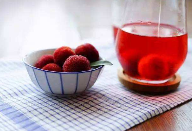 自制楊梅酒，用這種方法一次就成功，比外面