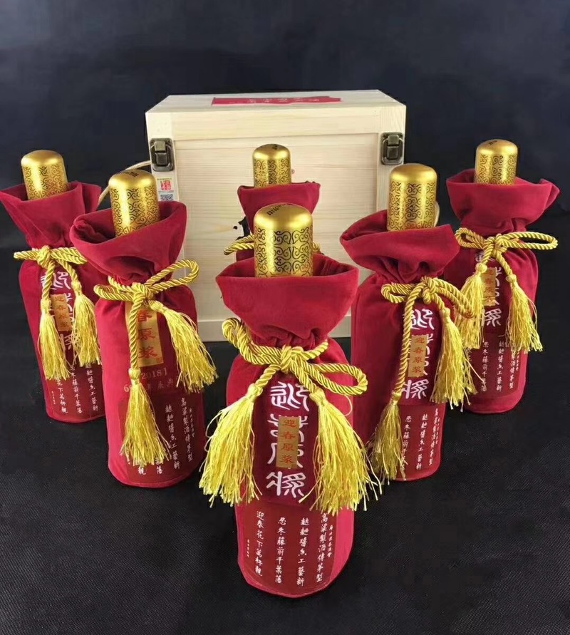 酒帶上飛機(jī)_酒可以帶上飛機(jī)嗎_坐飛機(jī)帶的酒可以托運(yùn)嗎