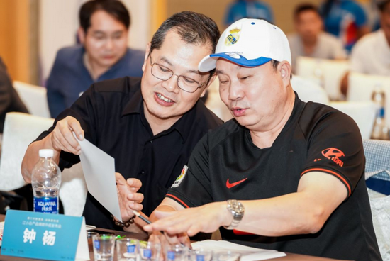 白酒酒價(jià)_江小白酒的價(jià)格_白酒價(jià)格參考表