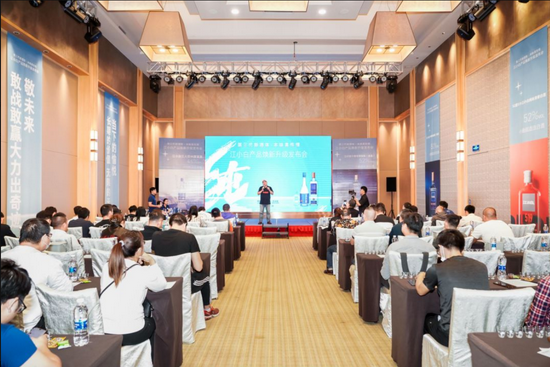 白酒酒價(jià)_江小白酒的價(jià)格_白酒價(jià)格參考表