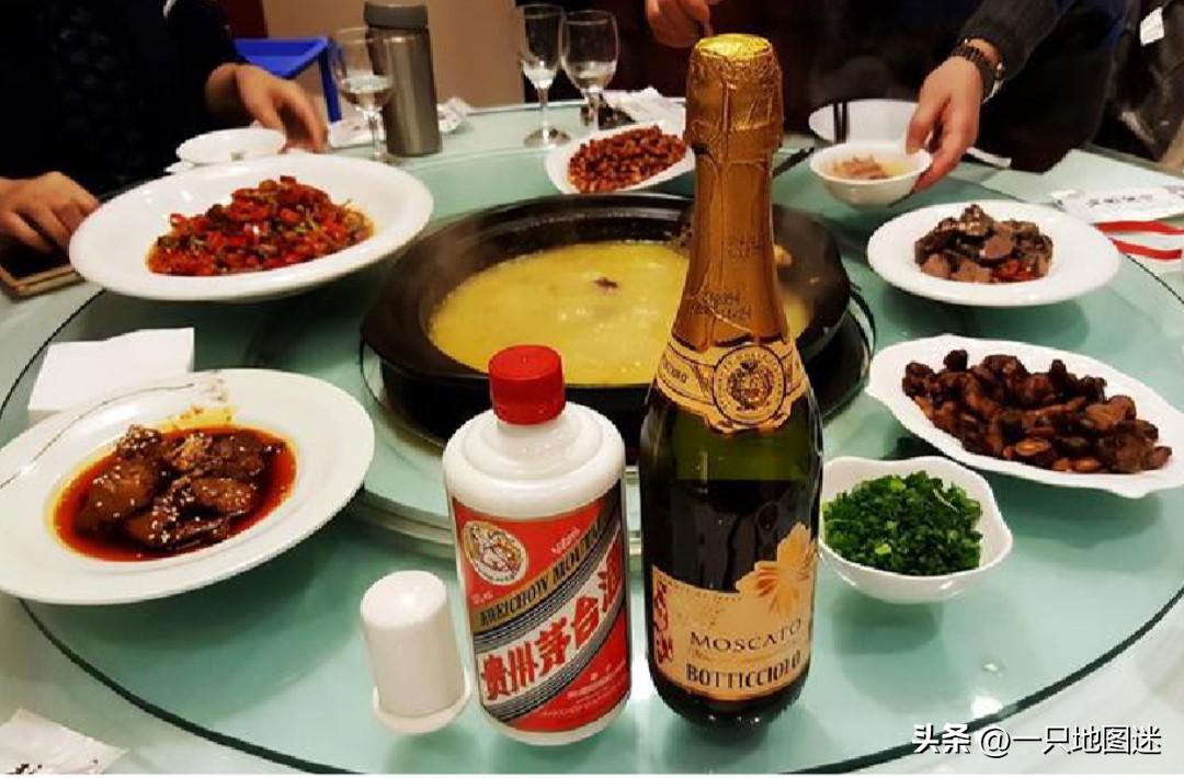 一兩白酒的熱量是多少？喝白酒到底會(huì)不會(huì)長(zhǎng)