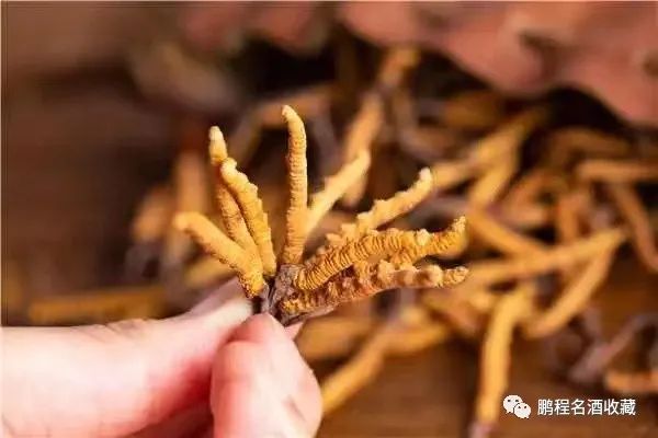 茅臺(tái)飛天回收價(jià)格表一覽_茅臺(tái)飛天回收一般多少錢_飛天茅臺(tái)53度回收