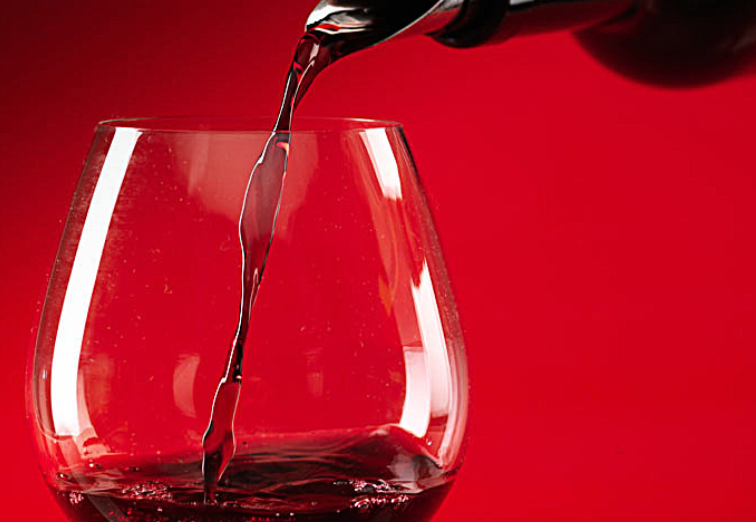一瓶紅酒多少毫升_紅酒毫升數(shù)_紅酒一毫升等于多少克水