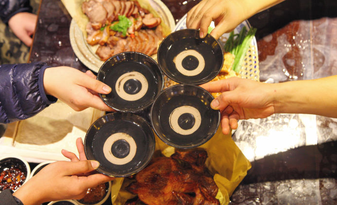 白酒熱喝好還是涼喝好_白酒是涼性還是熱性_白酒涼性