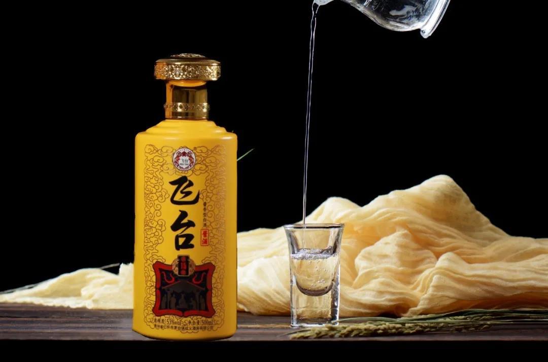 胖喝容易酒長(zhǎng)斑嗎_胖的人喝酒會(huì)不會(huì)長(zhǎng)胖_喝什么酒不容易長(zhǎng)胖