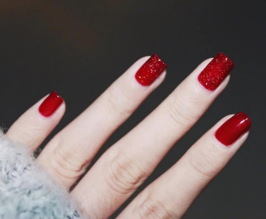 美甲酒紅色_美甲酒紅色怎么調(diào)出來的_酒紅色美甲款式